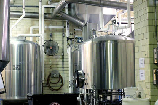 Microbrewery: 8 stages where microbiology can impact your beer's quality.